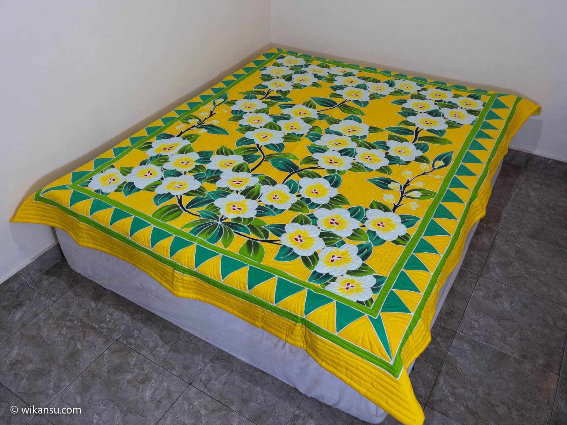 Bunga Kamboja Bali Kuning (Jahitan Penuh)