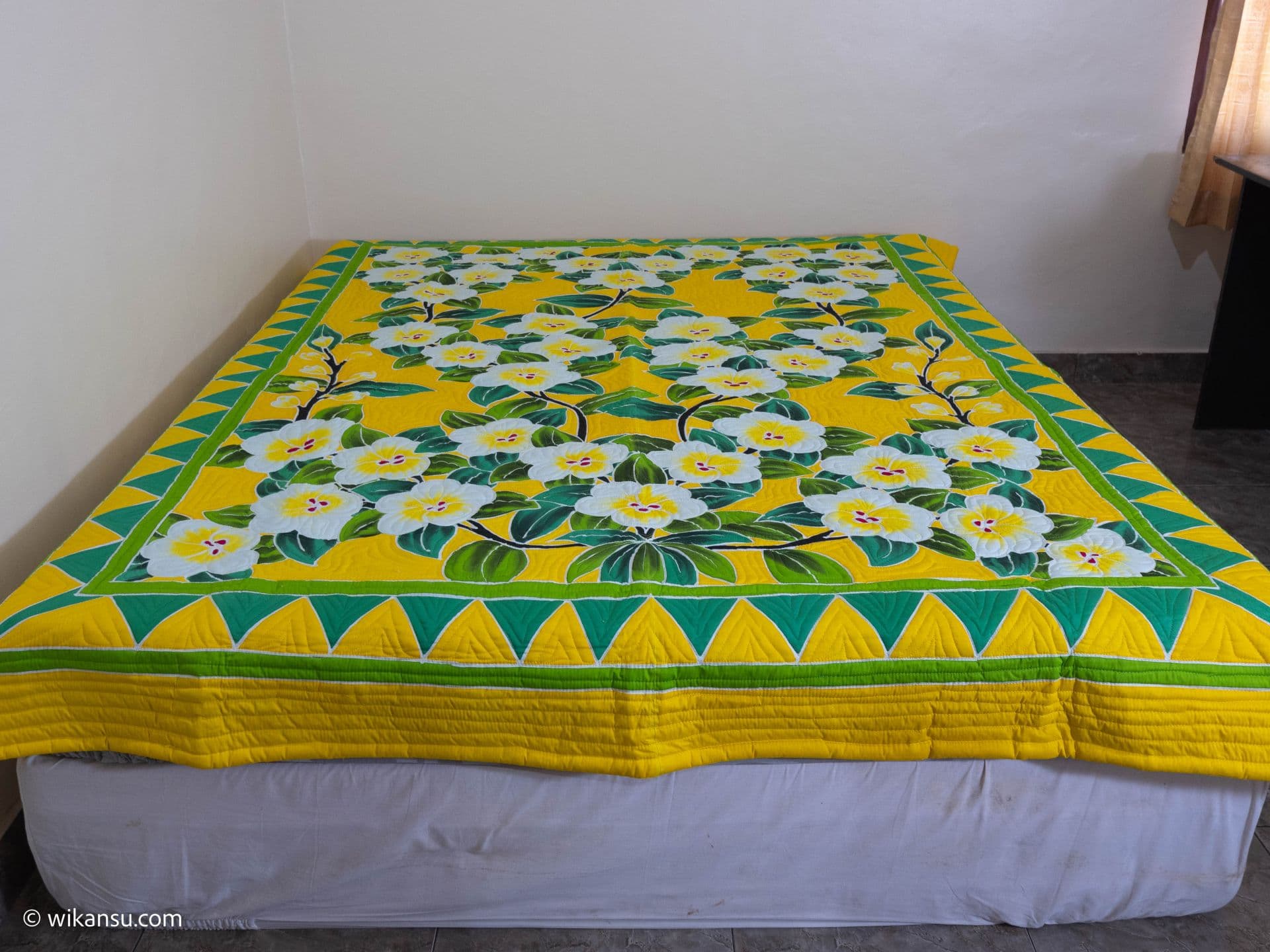 Bunga Kamboja Bali Kuning (Jahitan Penuh)
